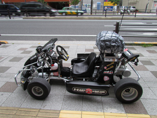 「50ccのカート車で北海道を目指します！【X-Kart＠札幌カスタムカーショー】」の1枚目の画像