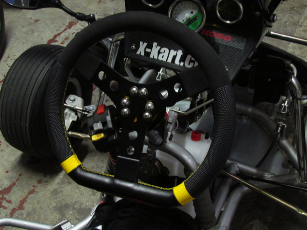 「X-Kartロングツーリングのための特別装備とは？【X-Kart＠札幌カスタムカーショー】」の1枚目の画像