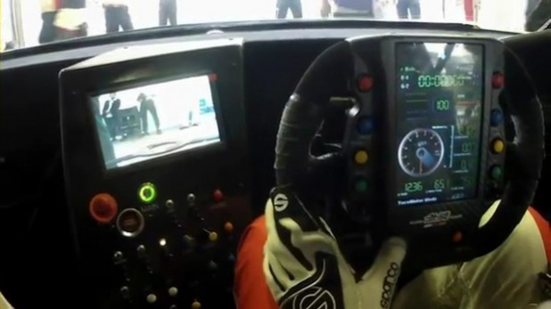 「【動画】ドライバー気分を味わえる!? レースデビュー直前のCR-Z GT300のオンボード映像【CR-Z GT300】」の2枚目の画像