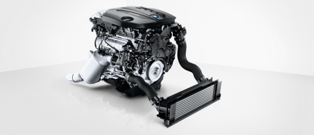 「国内クラスNo.1のリッター19.4km！　BMW3シリーズセダンにディーゼル・エンジン登場」の8枚目の画像