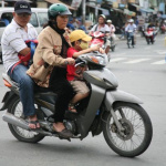 ベトナムではバイクの乗り方でお嬢様度合いがわかります【ベトナムバイク事情】 - ベトナムバイク個性08