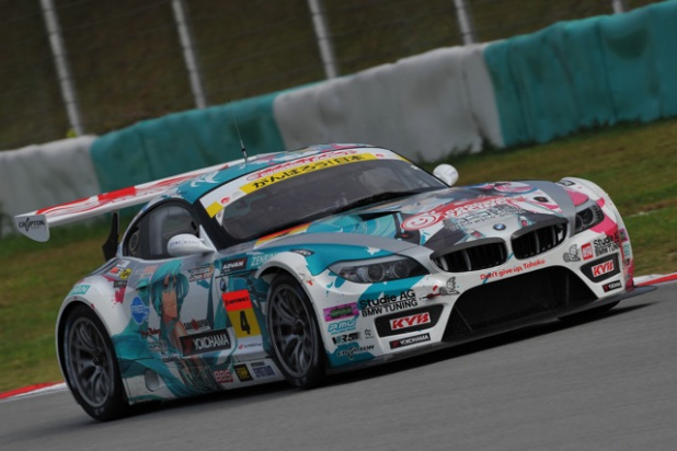 「富士戦、GT300予選初音ミクZ4トップ！【痛車 スーパーGT 2011】」の1枚目の画像