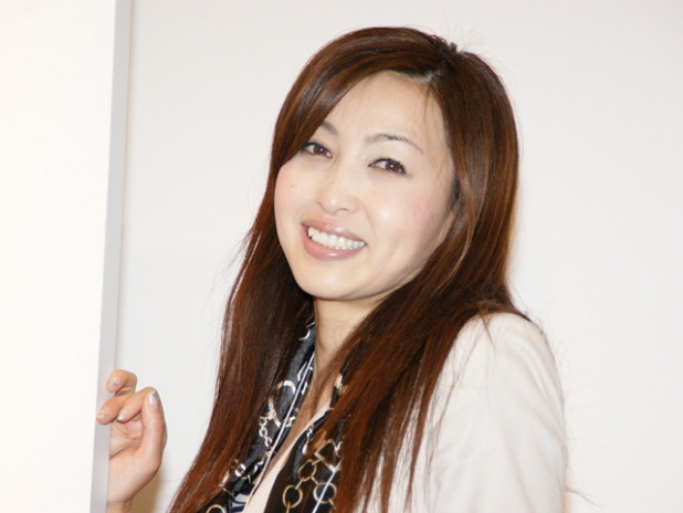 「吉田由美さんのパンツルックは相変わらずステキでした【ジャパンインターナショナルボートショー2011】」の6枚目の画像
