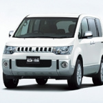 デリカD:5の4WDモデルが燃費改善でエコカー減税対象に - delicaD5201207