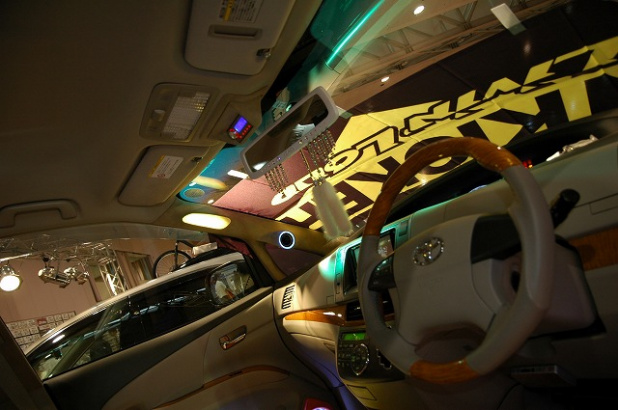 「「オトーサン車と呼ぶな！」ミニバンハイライト【札幌カスタムカーショー2011】」の8枚目の画像