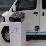 「震災から1年 超期待のディーラーオプション1500W電源供給装置「三菱自動車 MiEV power BOX」登場」の10枚目の画像ギャラリーへのリンク