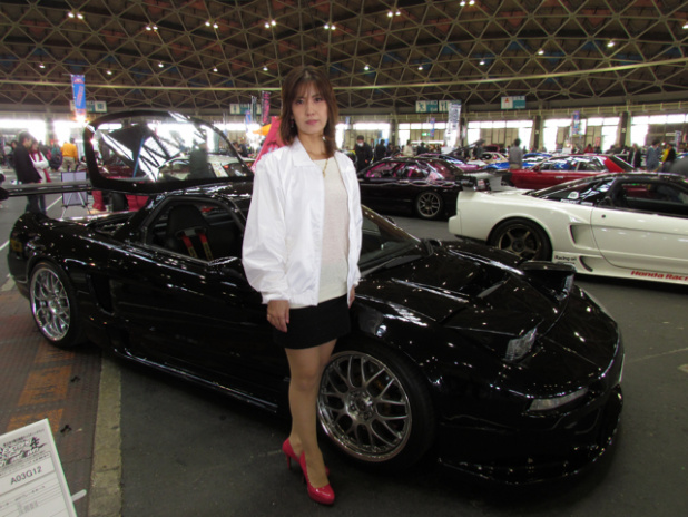 「人妻でNSXユーザーが4人もいました【名古屋エキサイティングカーショーダウン2011】」の17枚目の画像