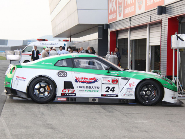 「日産GT-R GT3を接写！【スーパー耐久2012】第2戦 ツインリンクもてぎ」の4枚目の画像