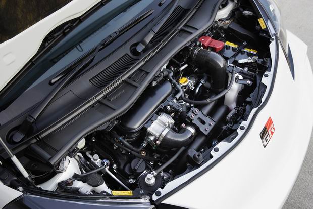 Iq Grmnsc010 画像 3ナンバー 355万円のトヨタiq Grmn スーパーチャージャー は100台限定発売 Clicccar Com