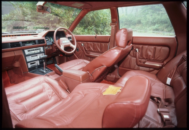 「ソアラより最先端をいくデザインとも言われた初代レパード　80年代のクルマ　その2【CAR STYLING VIEWS 12】」の8枚目の画像