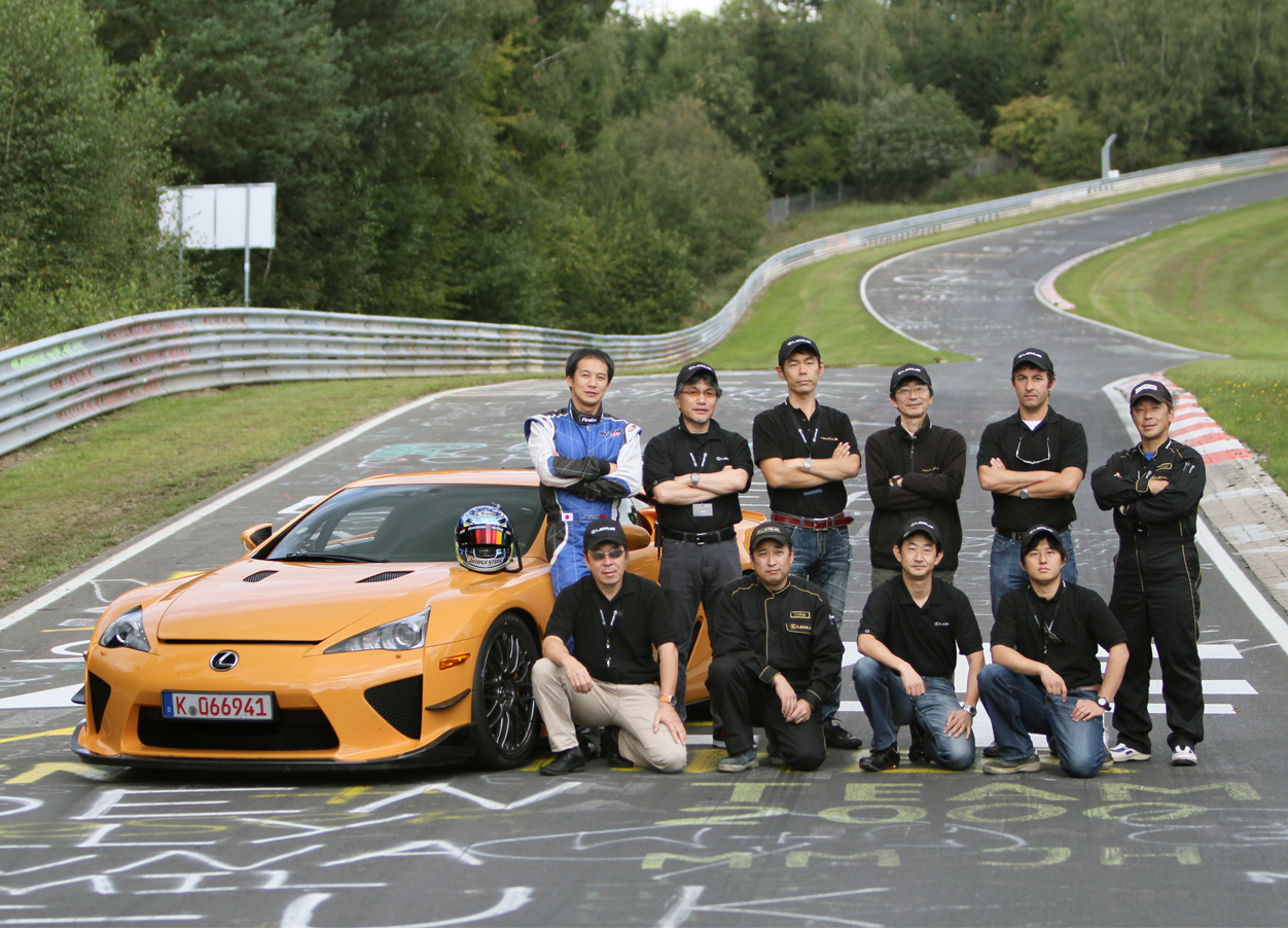 レクサスlfa ニュルブルクリンクで7分14秒64を記録 Clicccar Com