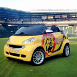 「これも痛車!? 阪神ファンなら見逃せないスマートが甲子園球場に！」の1枚目の画像ギャラリーへのリンク