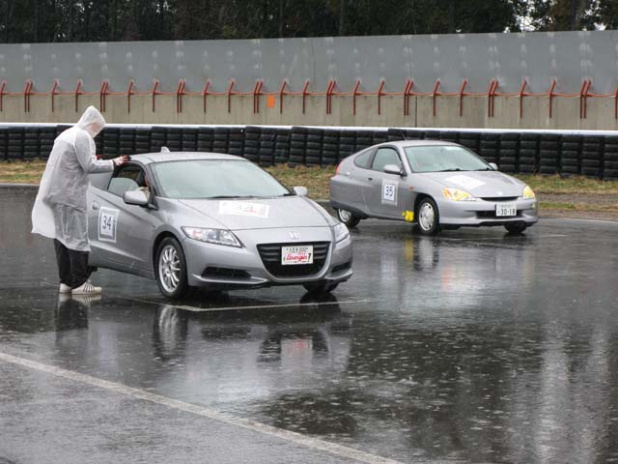 「多彩な車種がエントリーするレーシングECO耐久【第4回レーシングECO耐久】」の3枚目の画像