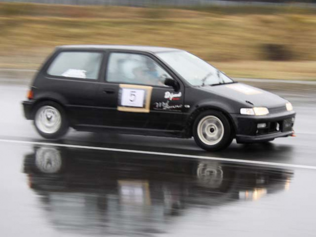 「多彩な車種がエントリーするレーシングECO耐久【第4回レーシングECO耐久】」の19枚目の画像