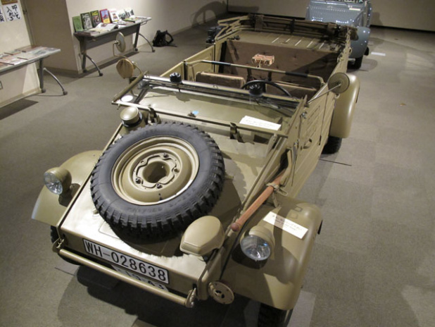 「米独の軍用車、ジープとキューベルワーゲンを比較してみた【ジープの機能美展2012】」の12枚目の画像