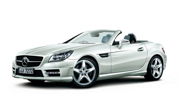 日本一売れているオープンカー メルセデス ベンツslk が装備充実 Clicccar Com
