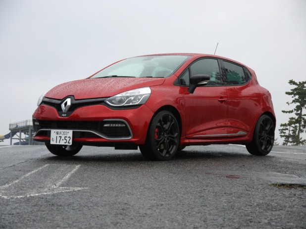 ルーテシアr S の 魔法の足 とは ルノー ルーテシアr S 試乗記02 Clicccar Com