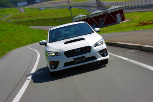 新型wrx S4とstiの違いはエンジンとトランスミッションだけ だと思ったら大間違い Clicccar Com