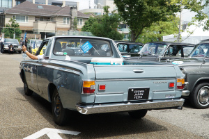 歴代クラウンが430km走破 ピンククラウンくらい衝撃 の３代目クラウンは何色 Clicccar Com