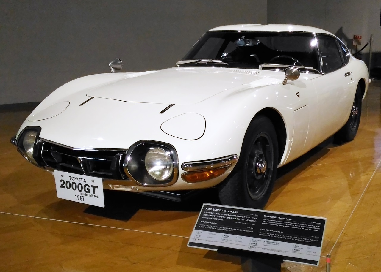 トヨタ博物館に往年の「トヨタ2000GT」がズラリ勢揃い！ ｜ TOYOTA_2000GT | clicccar.com(クリッカー)