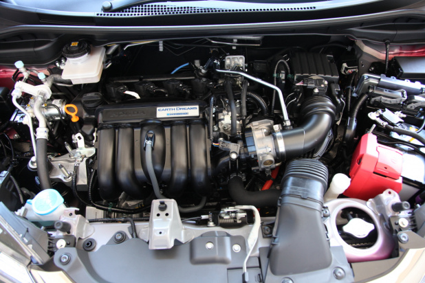 ずいぶん性格が異なるハイブリッドlとハイブリッドs オススメは ホンダ フィット ハイブリッド試乗 Clicccar Com