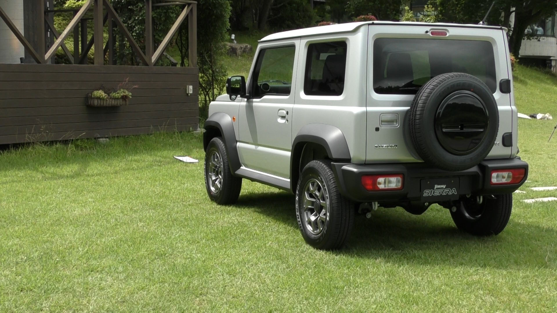 新型ジムニー シエラ エンジンの排気量を拡大 パワーに余裕が出たことでクルージング向きのギアリングに Clicccar Com