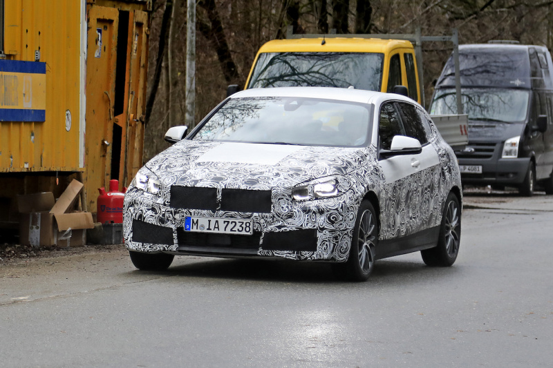 Ff化される新型bmw 1シリーズの最終デザインが見えてきた 最新プロトタイプをキャッチ Clicccar Com