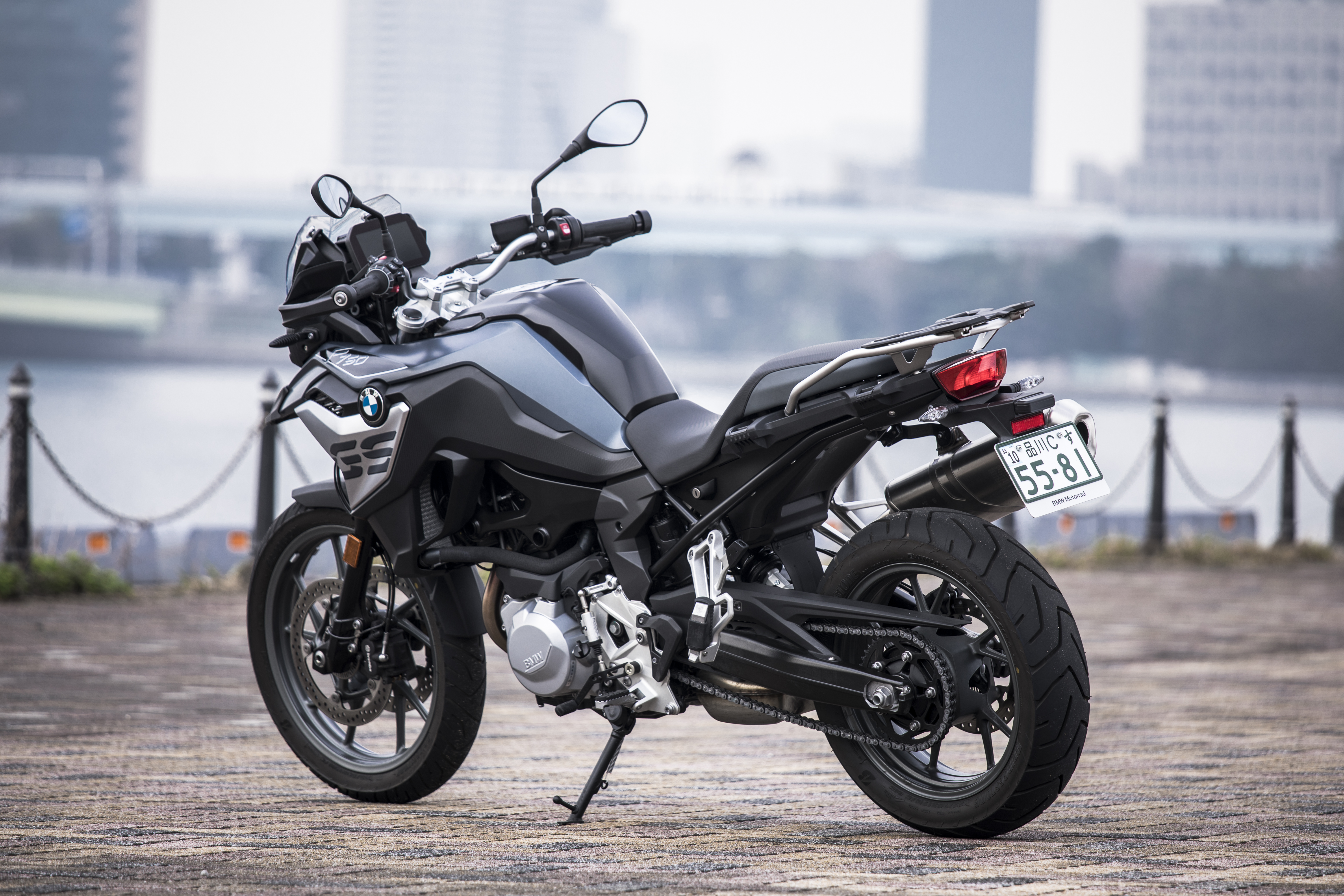 Bmw F750gs 試乗レポート 逆回転270度クランクが心地良いパルス感 Clicccar Com