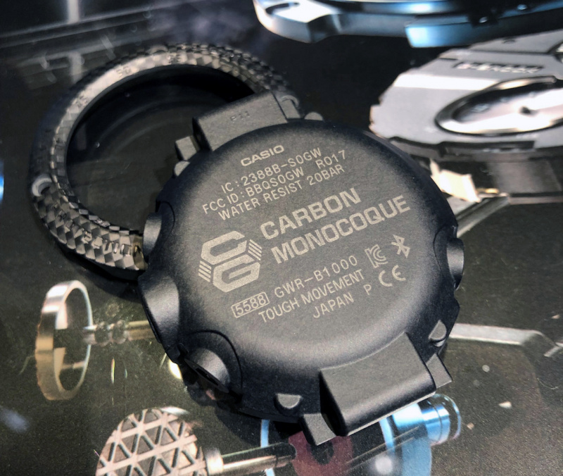 ドライカーボン チタンの超軽量g Shockは21世紀のドライビングウォッチだ Clicccar Com
