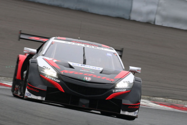 Super Gt 19 カラーそっくり Moduloカラーの64号車と34号車は見分けがつく Clicccar Com