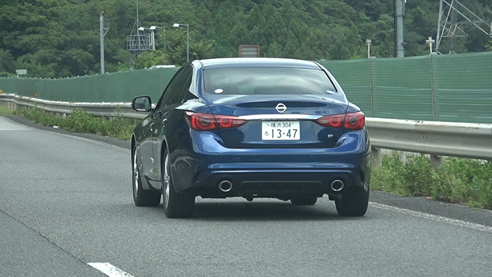 最新スカイライン V６ターボモデル 往年の直６時代をほうふつとさせる官能的な加速フィール Clicccar Com