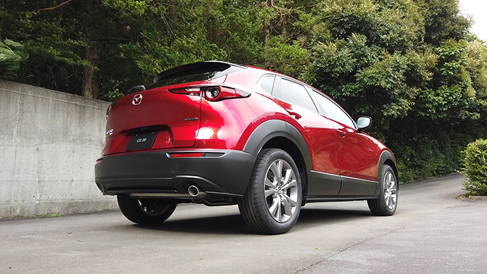 特殊ledウインカーが ボワッ と光るなど 見た目での特徴多し マツダ Cx 30登場 Clicccar Com