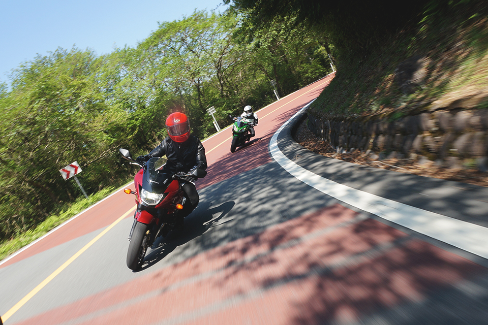 伊豆は峠の集合体 海と峠と夕焼けをバイクで走る 伊豆一周ツーリングがお得感満載 Clicccar Com