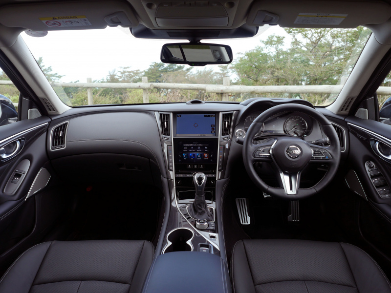 室内の広さや荷室の使い勝手をチェック Infiniti 譲りの高いクオリティだが 新型スカイライン試乗 Clicccar Com