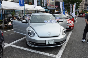 外車にも純正のように8インチナビが取り付けられます スーパーオートバックスtokyo Bay東雲イベント Clicccar Com